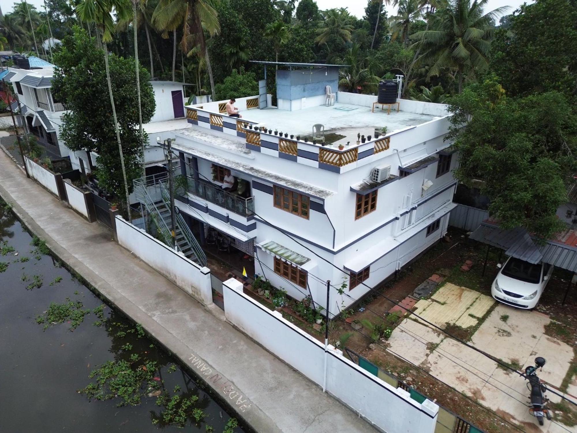 Paddy N Canal Homestay Alappuzha Extérieur photo